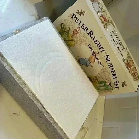 Vtg Wedgewood Beatrix Potter PETER RABBIT 3 Pc Children’s Tea Set With Box - Picture 12 of 12